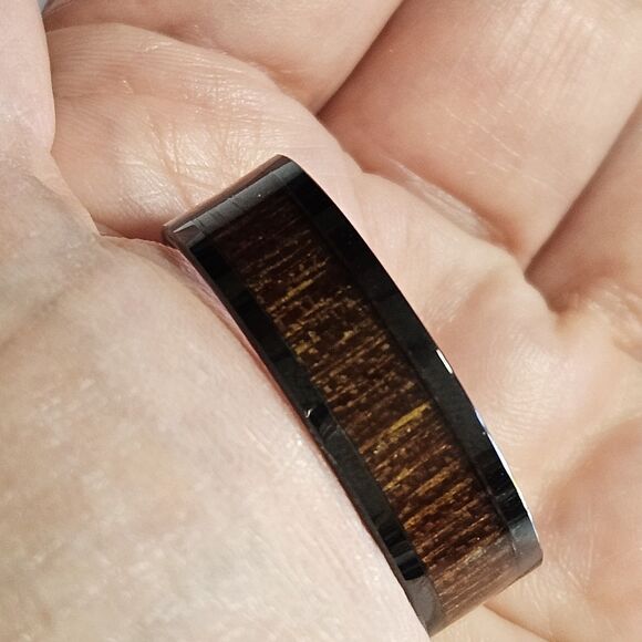 Three Kings Black With Wood Grain Look Men's Ring Size 13.5 - Picture 1 of 12